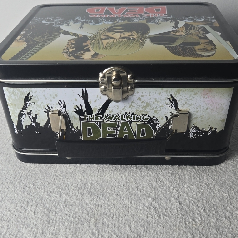 The Walking Dead Black Lunch Box - Picture 7 of 8